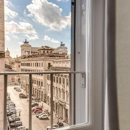 Appartamento Con Vista Sul Vittoriano Rom Exterior foto